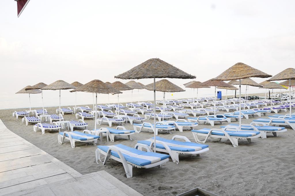 Ronax Hotel Büyükçekmece Exterior foto